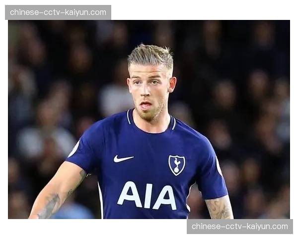 深度复盘:纽卡斯尔如何用高位逼抢击溃布莱顿的中场出球体系