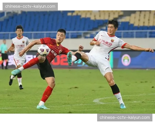 上海海港足球俱乐部与多所中小学共建,推出校本足球课程 上海海港足球俱乐部与多所中小学共建,推出校本足球课程